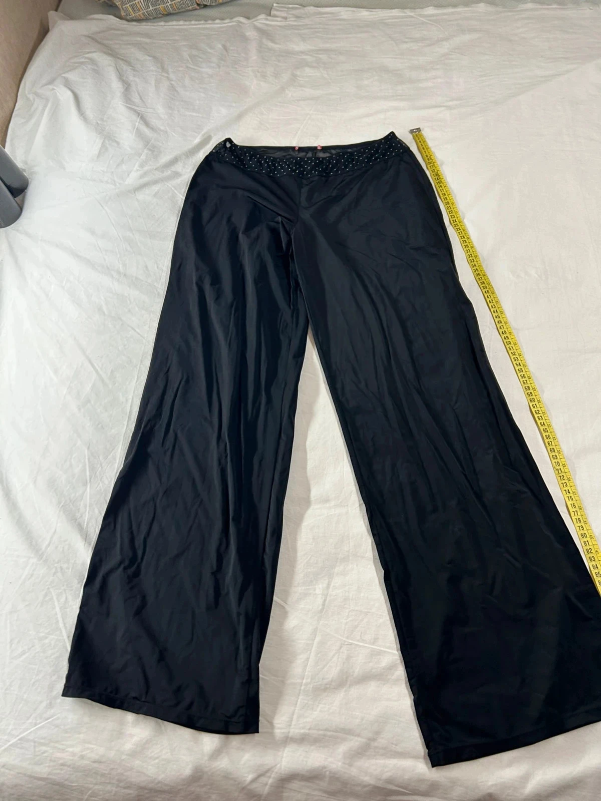 Pantalon legging noir vintage avec dentelle